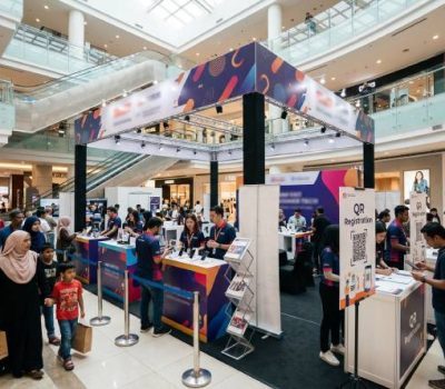 Roadshow agency in Malaysia managing a professional roadshow campaign